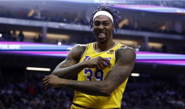 替补上场改变比赛!这样的霍华德值得一个首发席位